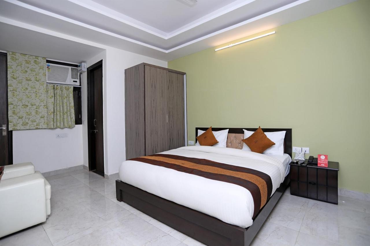 Tipsyy Inn 015 Ґурґаон Екстер'єр фото