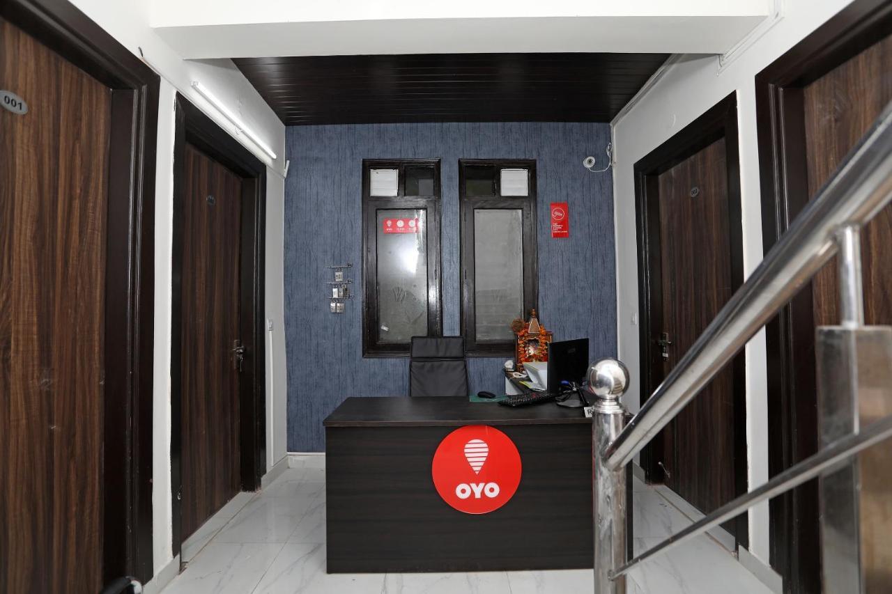 Tipsyy Inn 015 Ґурґаон Екстер'єр фото