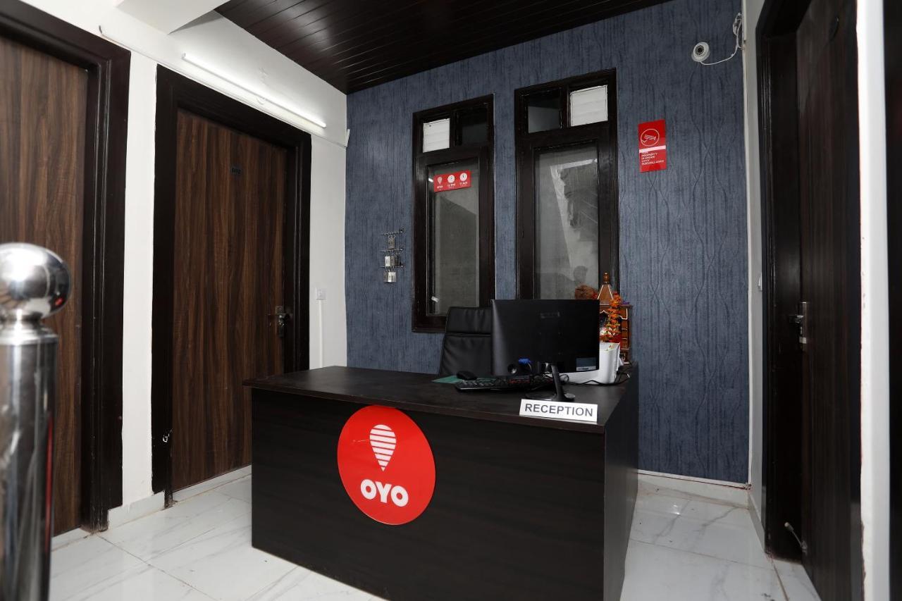 Tipsyy Inn 015 Ґурґаон Екстер'єр фото